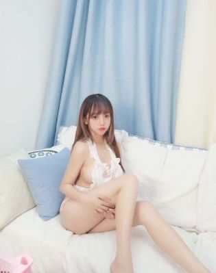 美女露100%在线观看